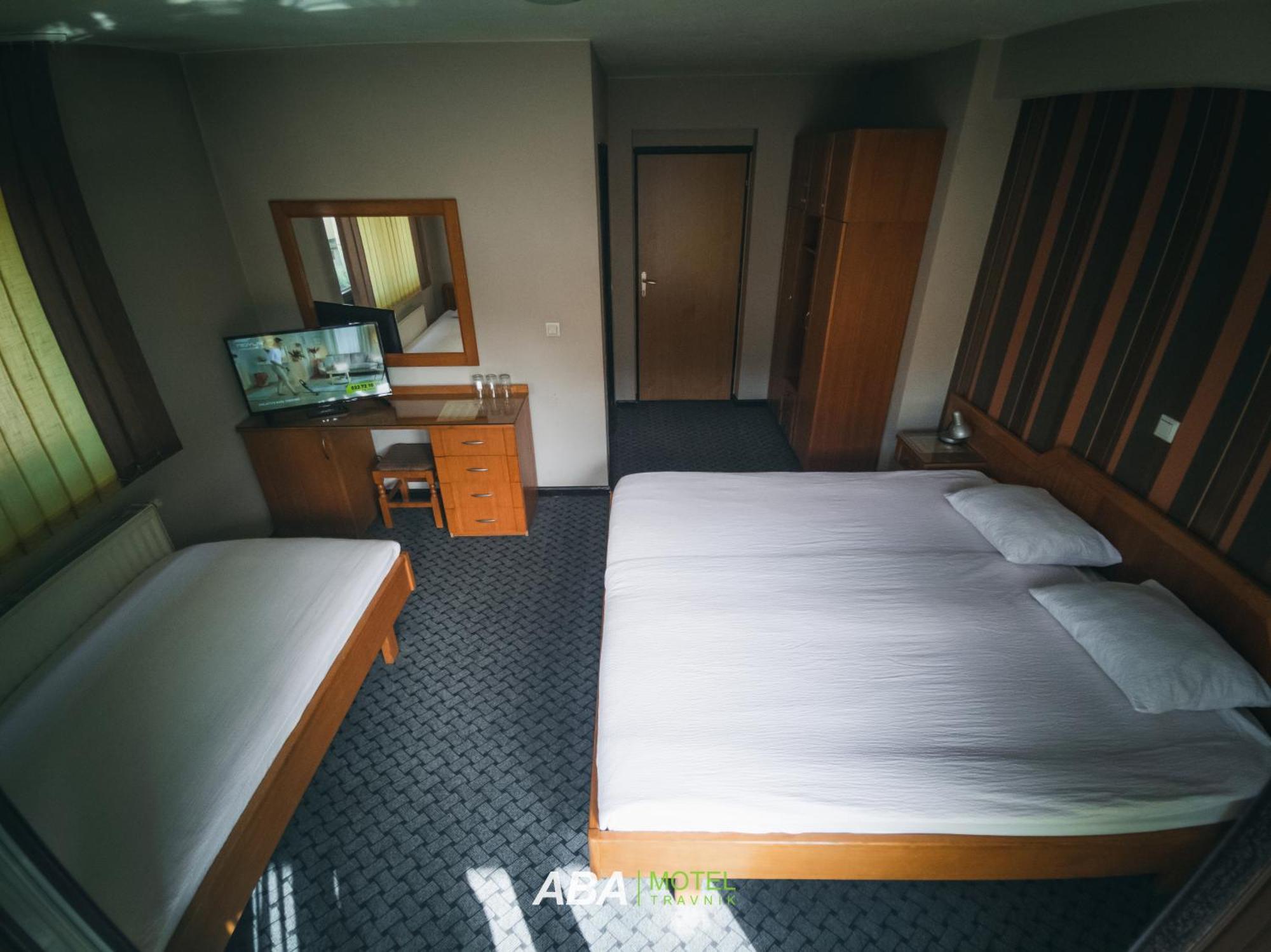 Garni Motel Aba Travnik Eksteriør bilde