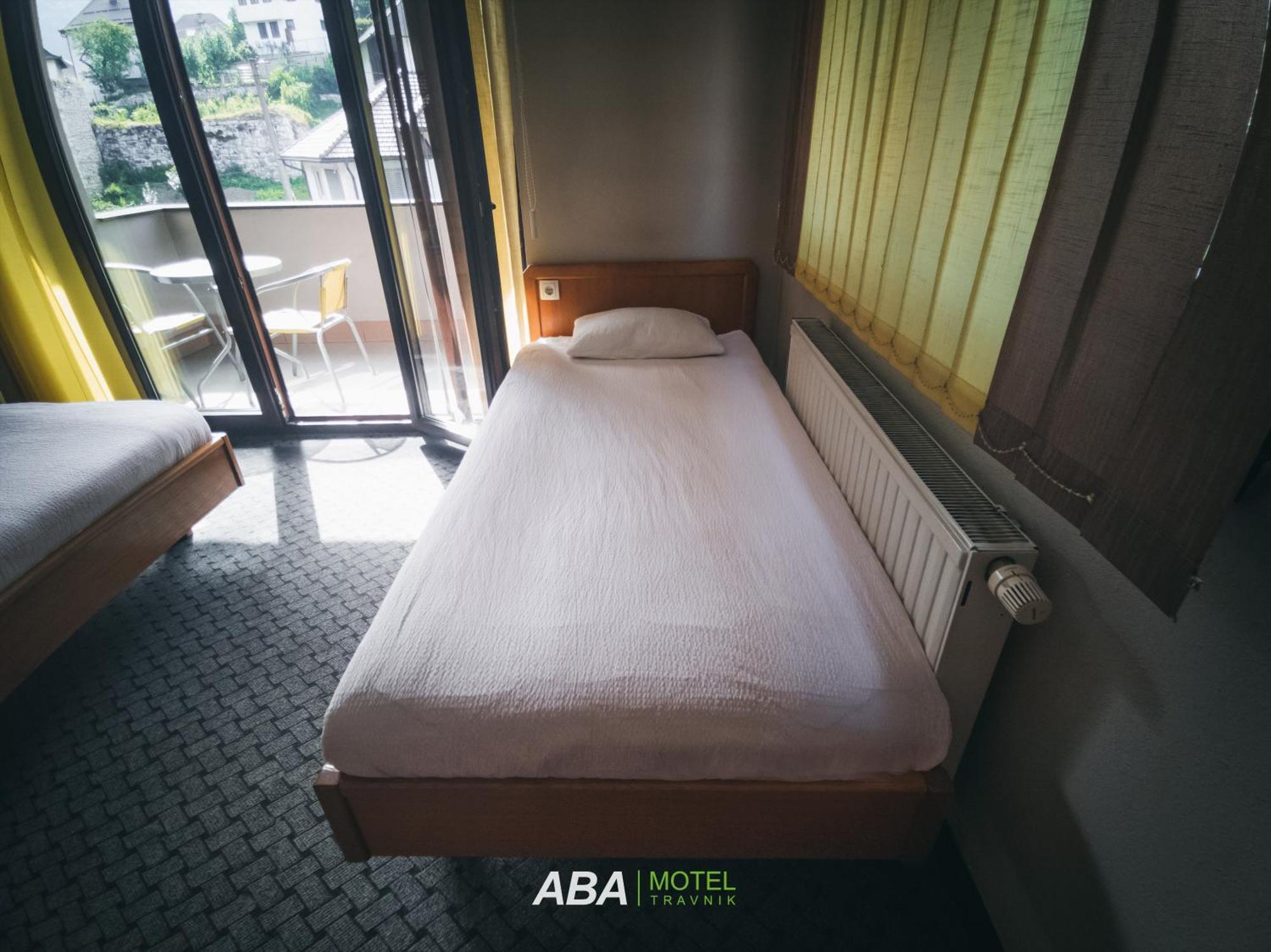 Garni Motel Aba Travnik Eksteriør bilde