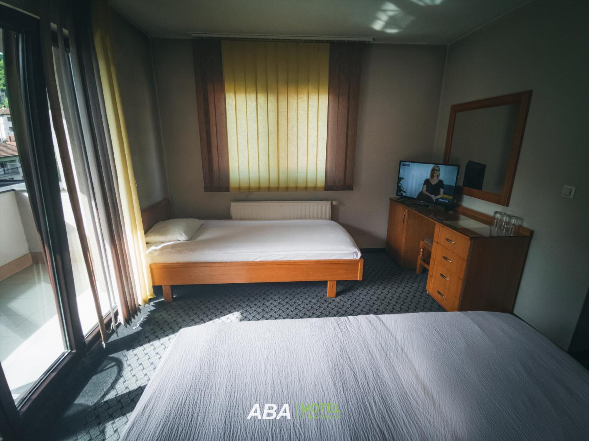 Garni Motel Aba Travnik Eksteriør bilde