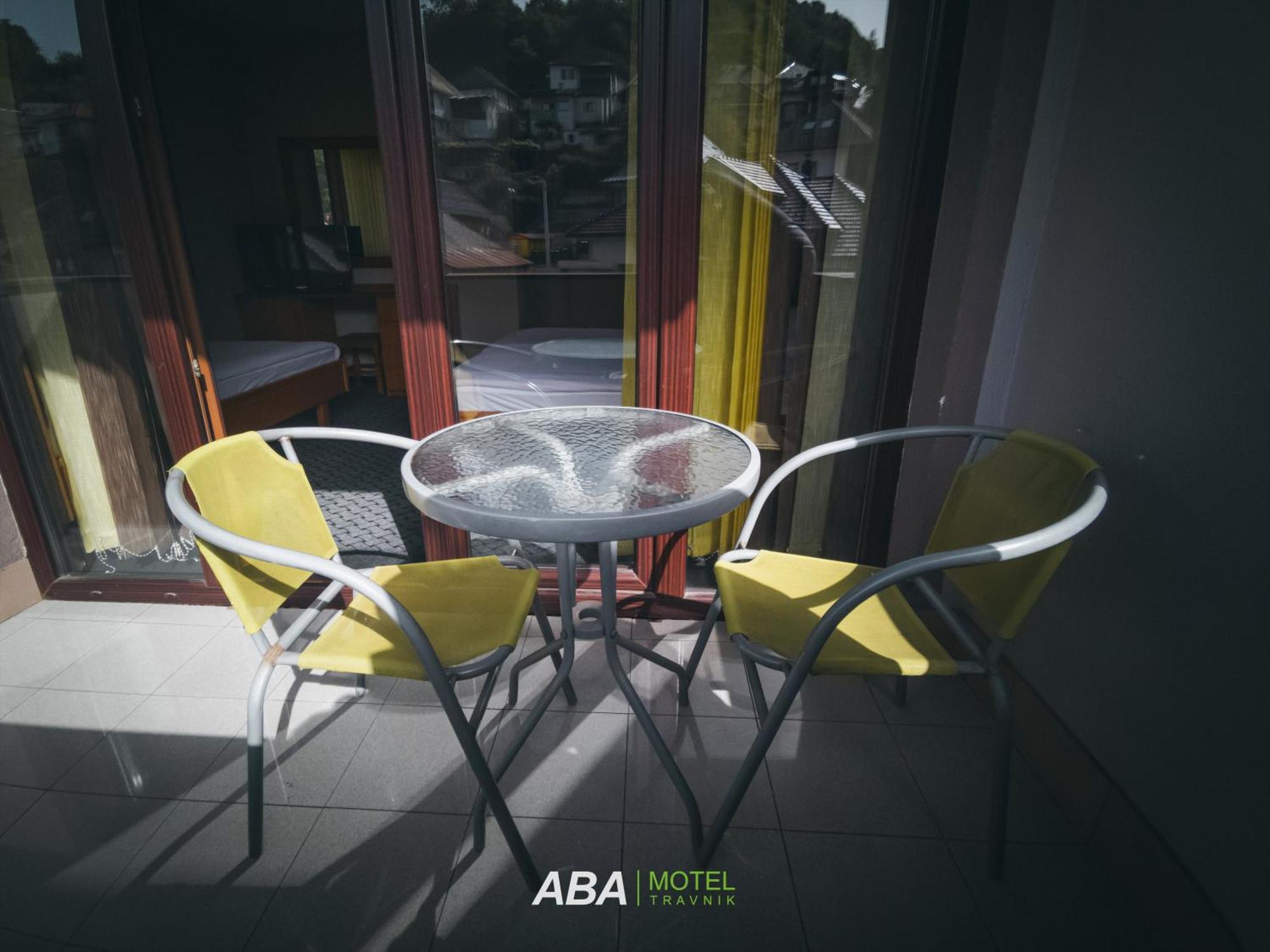Garni Motel Aba Travnik Eksteriør bilde