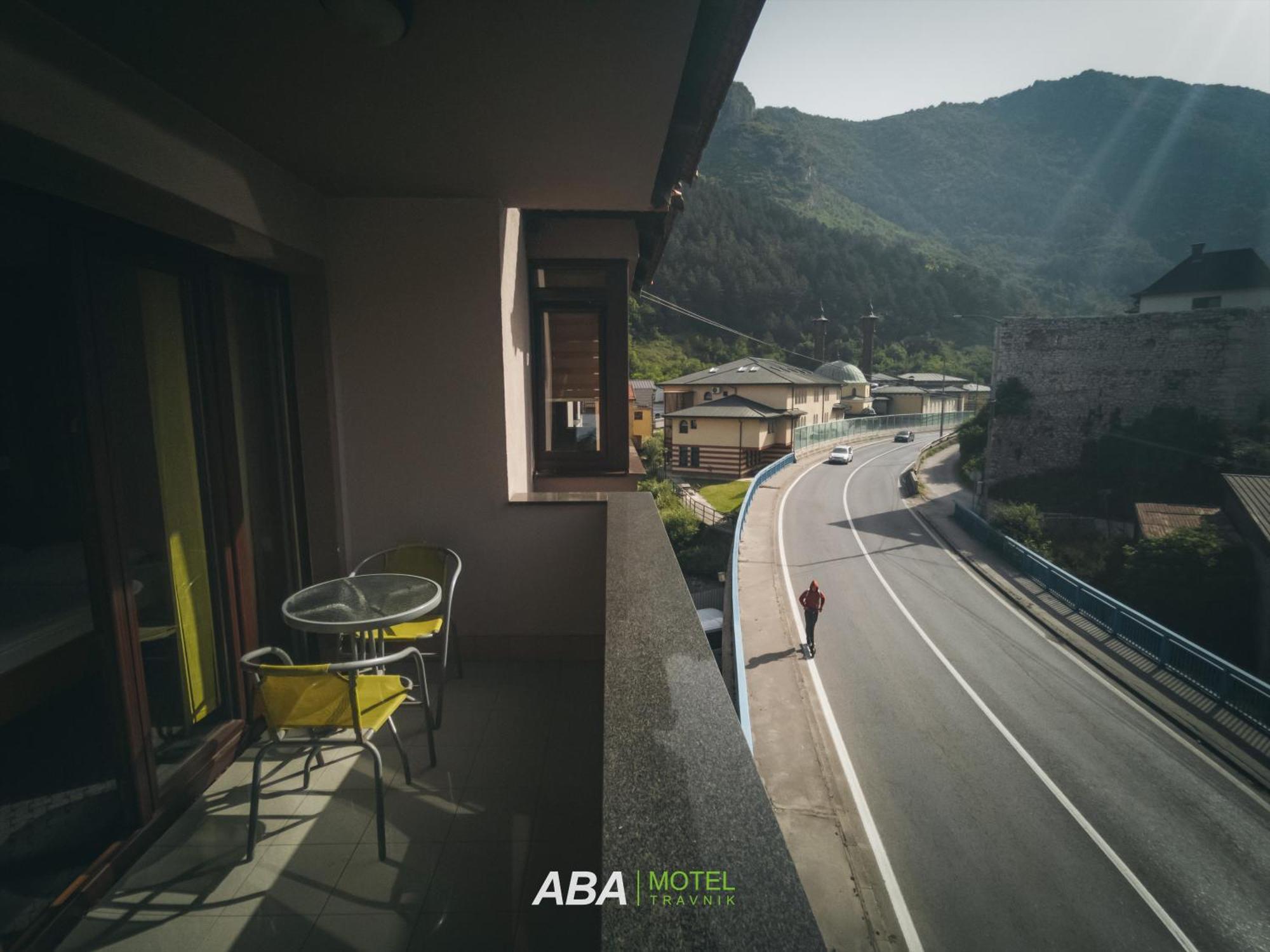 Garni Motel Aba Travnik Eksteriør bilde