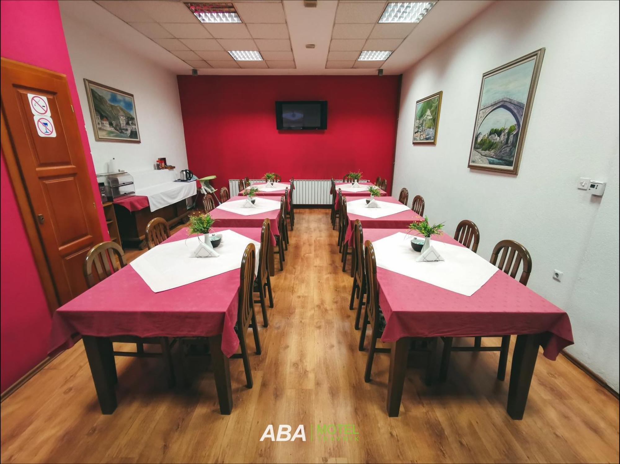 Garni Motel Aba Travnik Eksteriør bilde