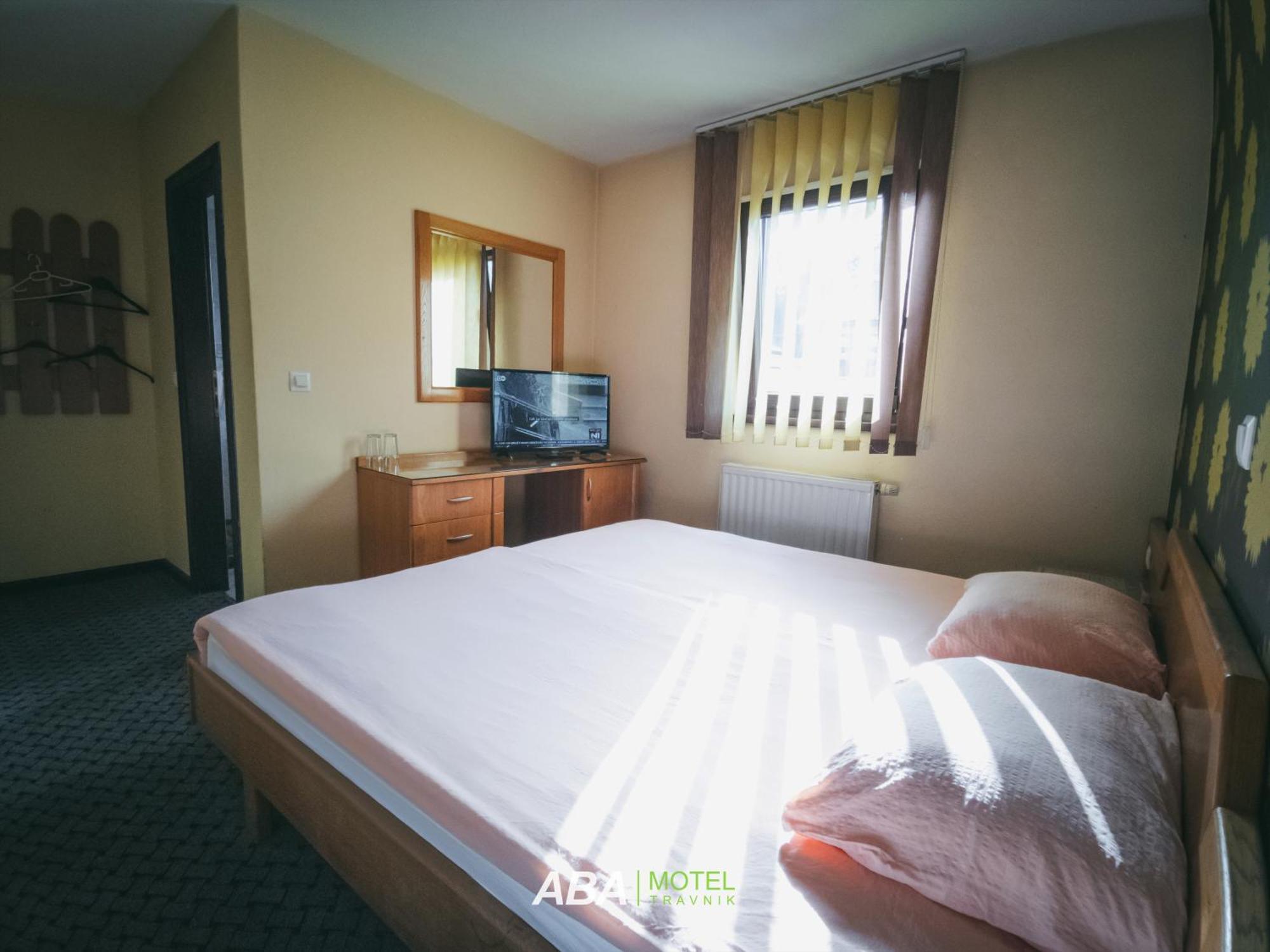 Garni Motel Aba Travnik Eksteriør bilde